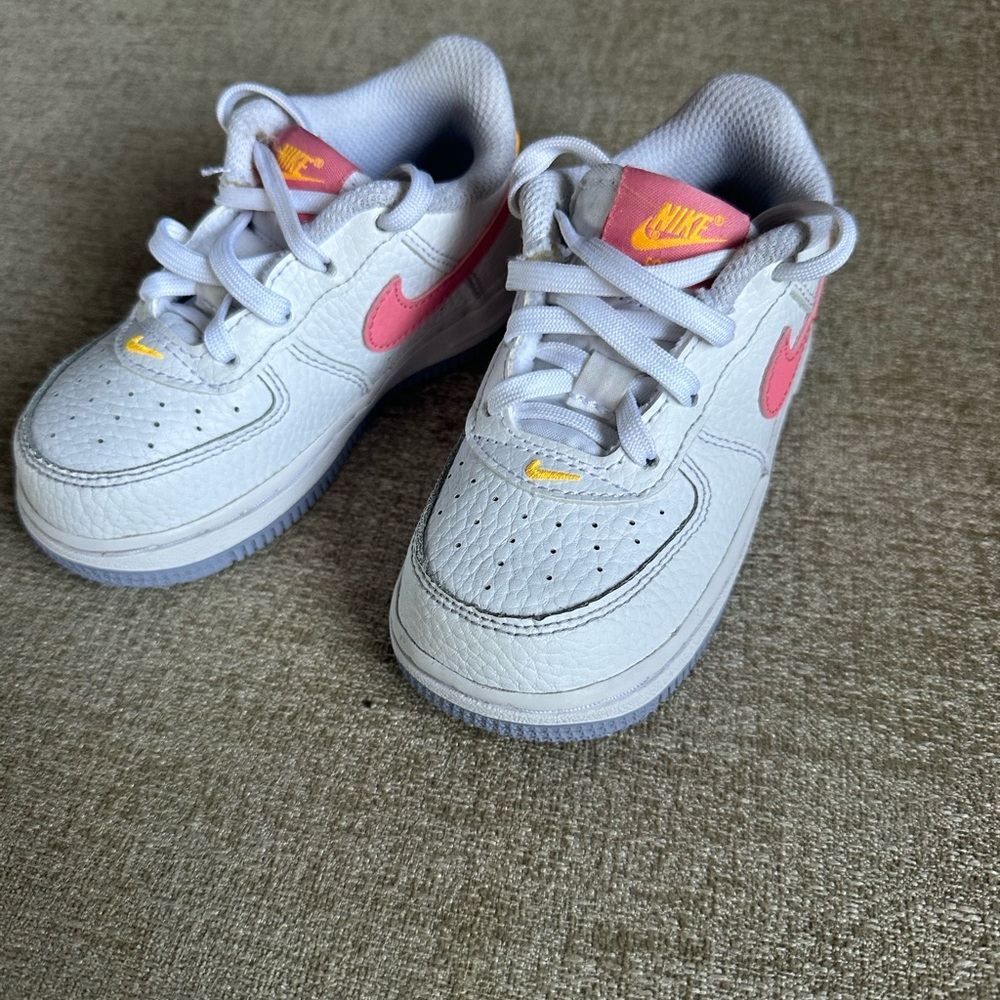 Nike Kids White and Pink Sneakers
